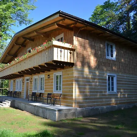 Hajovna U Modreho Jelena Lipno nad Vltavou